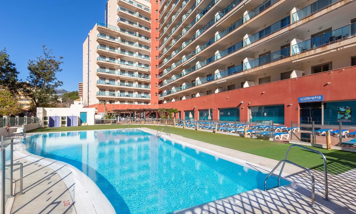 Torrequebrada Apartment | Holiday Apartment "Luxury Apartment 100 m Beach" with Pool, Private Terrace & Wi-Fi