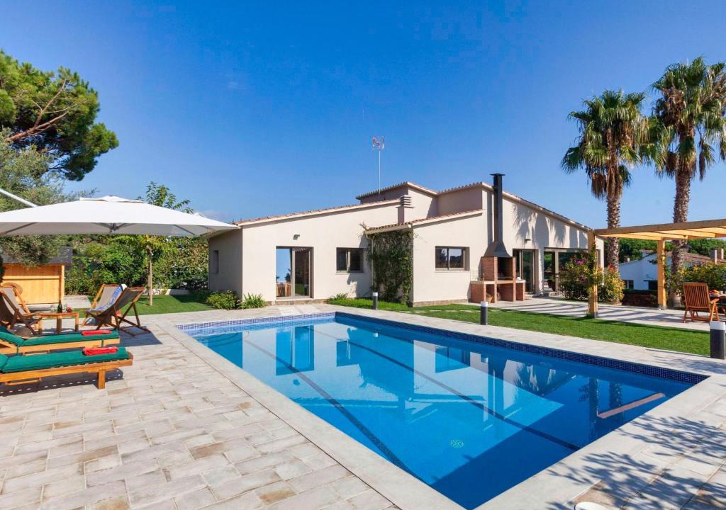 Calonge House | Holiday Home Emporion by Interhome