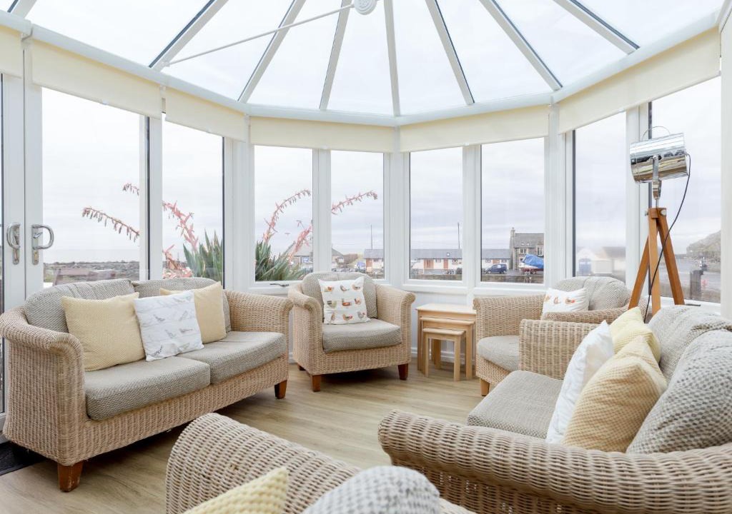Portpatrick House | Holiday Home The Knowe by Interhome