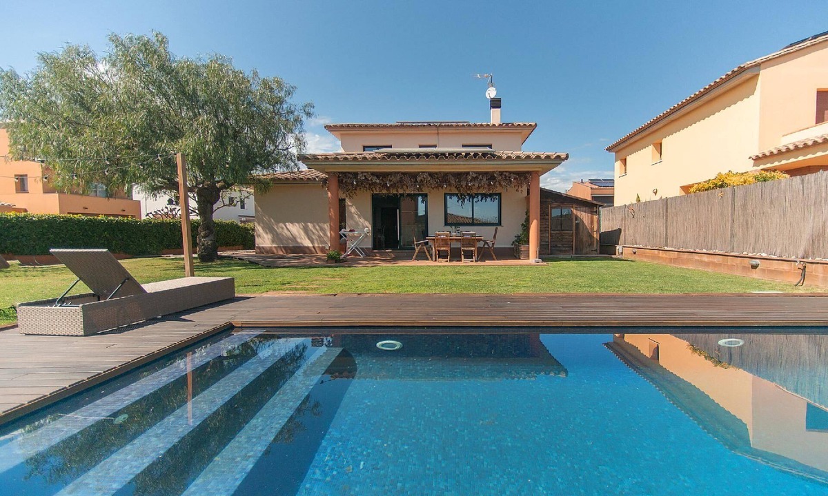 Vall-Llobrega House | Holiday house Vall-Llobrega for 1 - 6 persons with 3 bedrooms - Holiday home