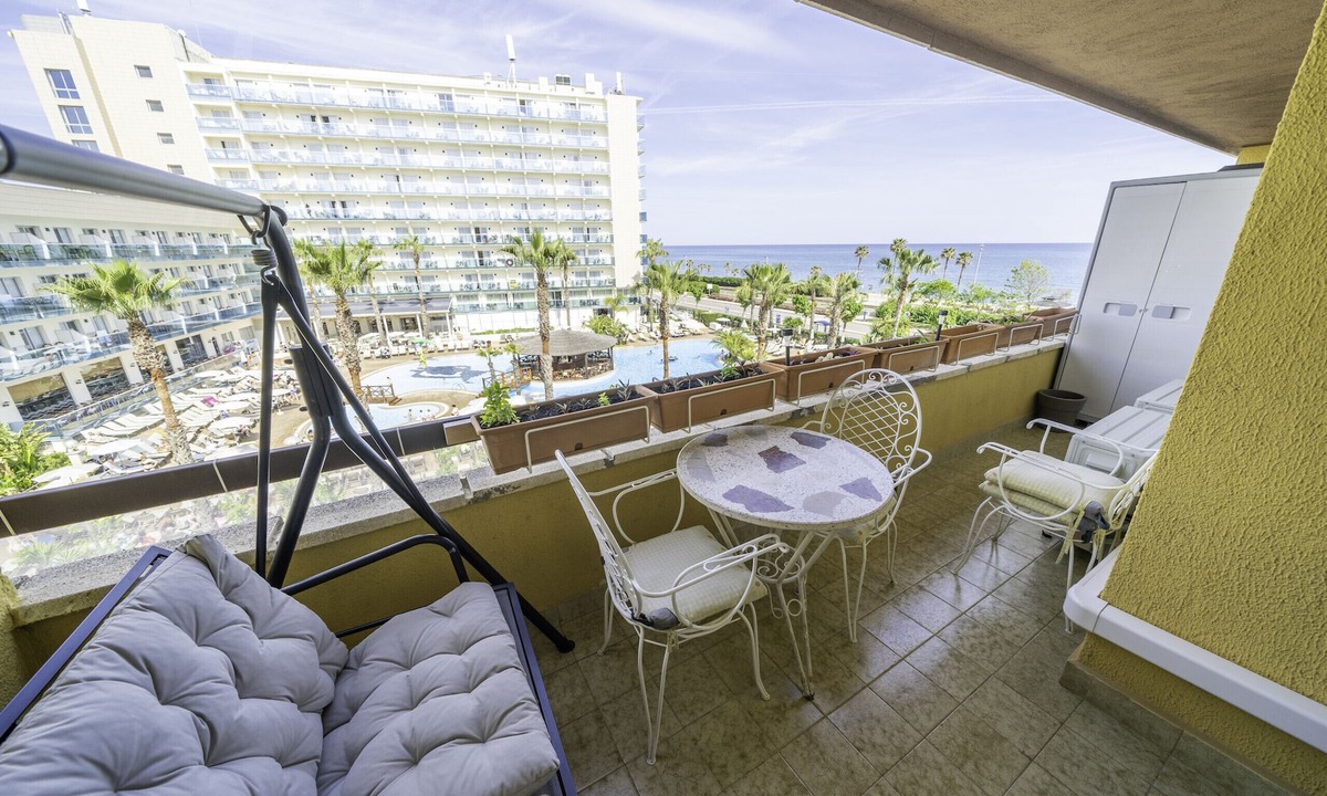 Pineda de Mar Apartment | HomeHolidaysRentals Singular - Costa Barcelona