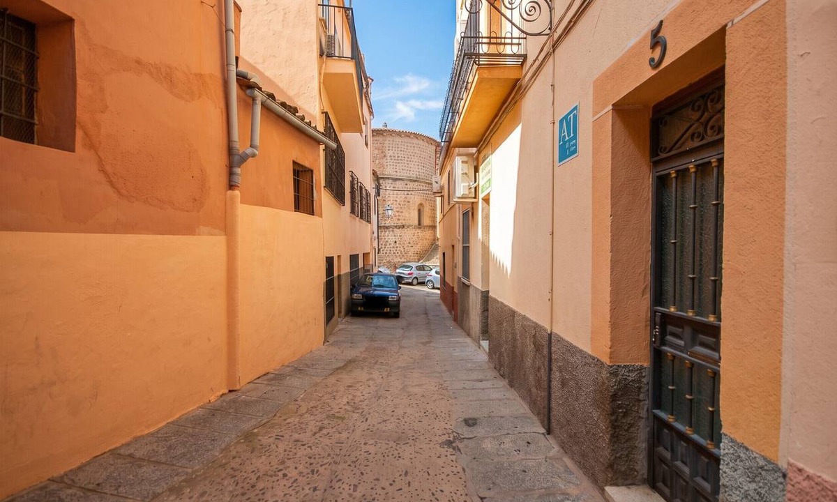 Plasencia Apartment | Homerez - Apartment in Plasencia