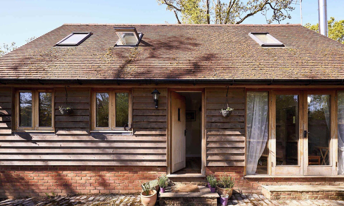 Bilsington Cabin | Host & Stay | The Tiled Cottage