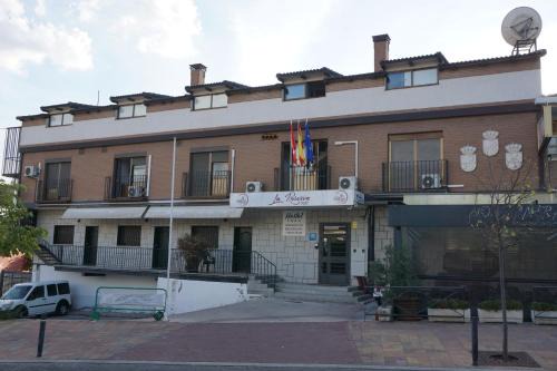 Cobena House | Hostal La Reserva