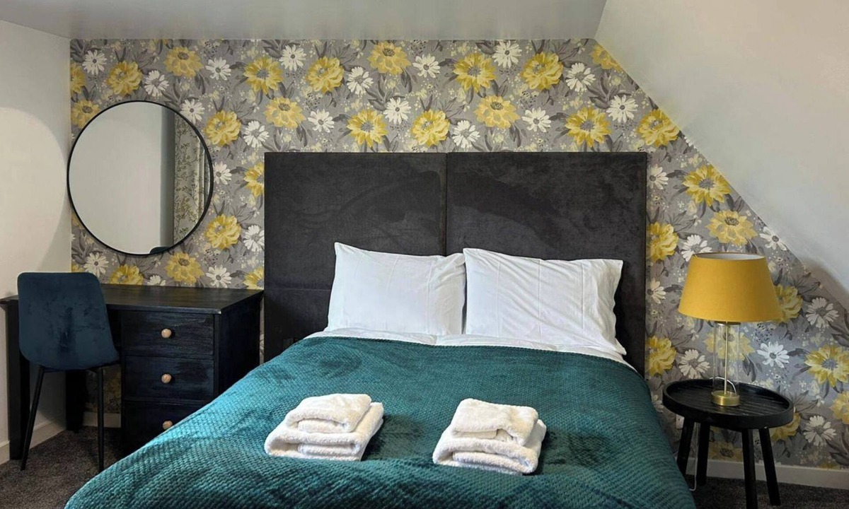 Contin Cottage | Hot tub - Garden - Bbq - Parking - Pets - Sleeps 6