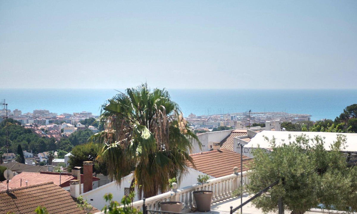 Segur de Calafell House | House near the beach with amazing sea views FROM SATURDAY TO SATURDAY