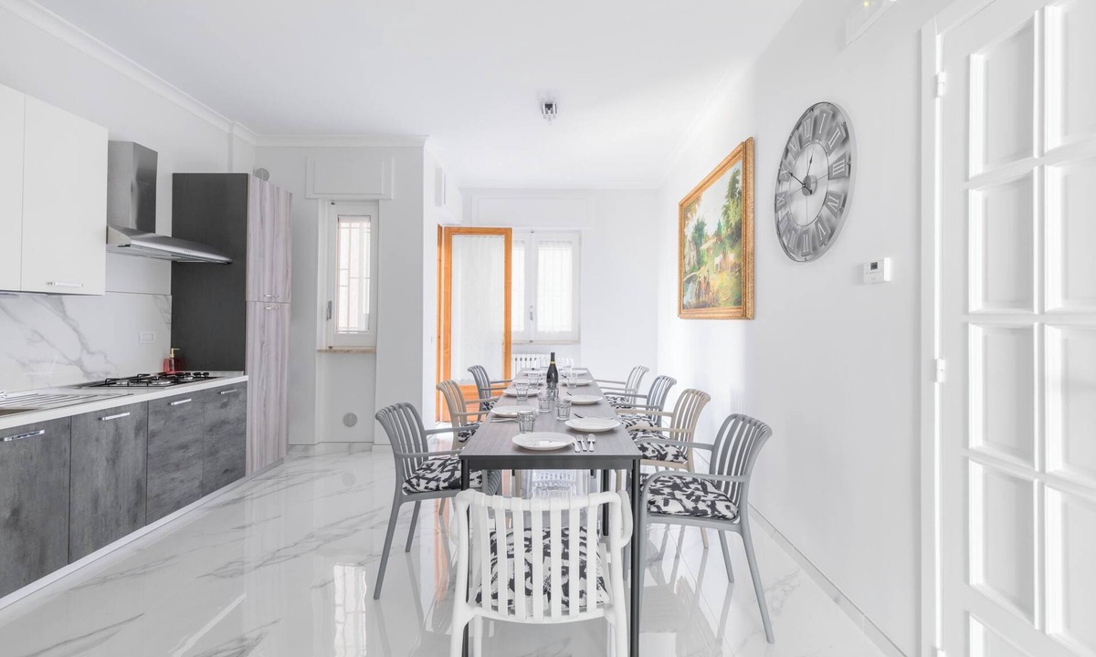Fasano Apartment | House White Puglia by BarbarHouse