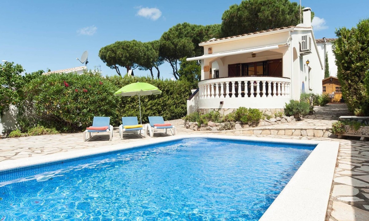 L'Escala Villa | House with private pool.HUTG-000220