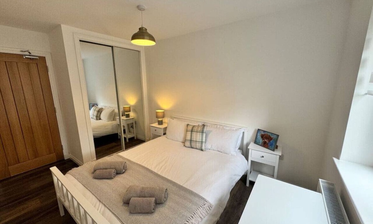 Bonhill Apartment | Inchconnachan Apartment