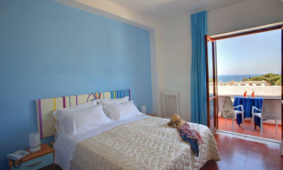 Forio Hotel | Iris Hotel
