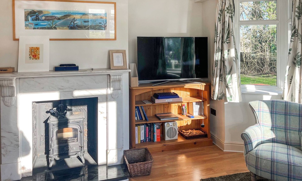 Chelmsford Cottage | Island House - UK51001