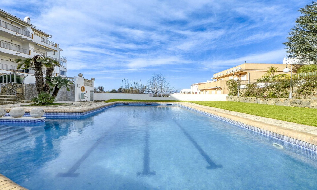 Roses Town Center Apartment | JARDINS III 1 Bjs 3 Roses