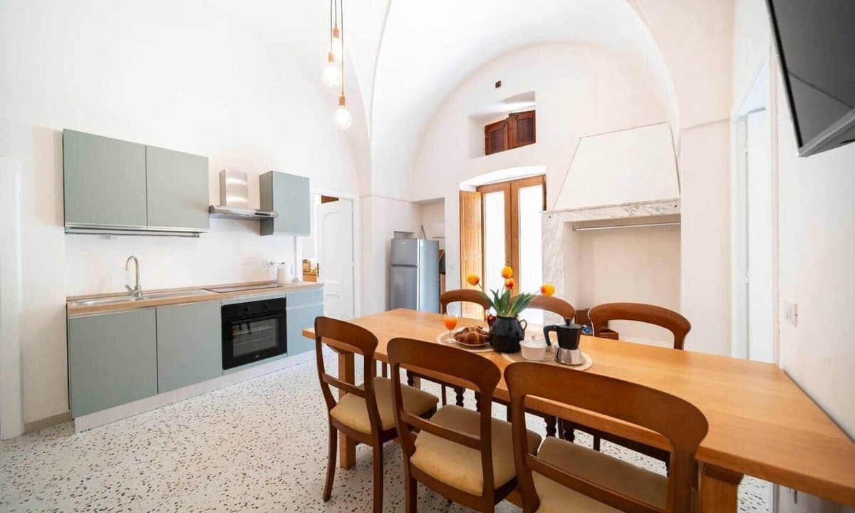 Villa Castelli House | La Fontana Casaurea, AC