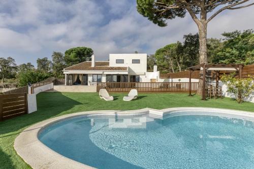 Santa Cristina de Aro Villa | La Villa De Los Mares