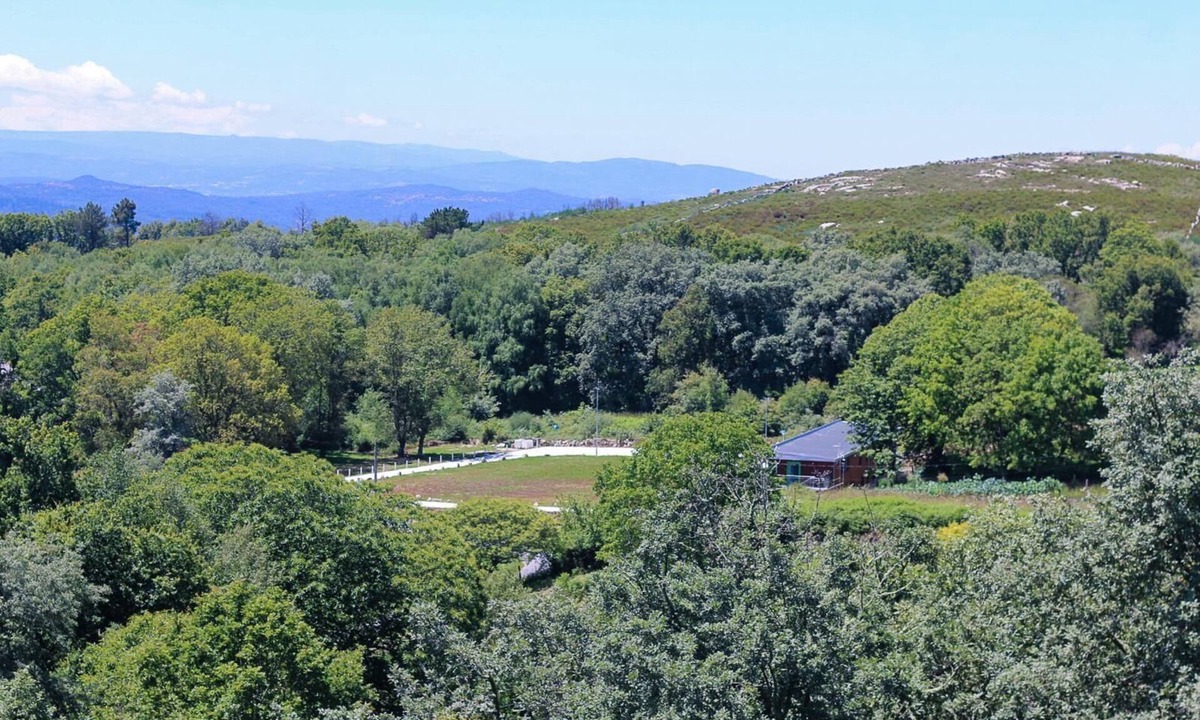 Maceda Apartment | Labyrinth * 6 * apt 92 m2 ecological very spacious and bright with great views