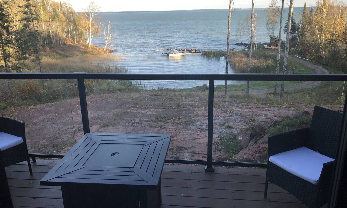Shuniah House | Lake Superior Vacation Retreat Black Bay, Shuniah ON