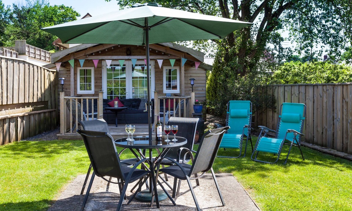 Saint Blazey Cottage | Landlord's Cottage - a beautiful cottage that sleeps 4 guests in 2 bedrooms
