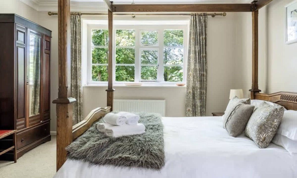 Saint Columb Major House | Large Grade II Listed House & Garden, nr Beaches