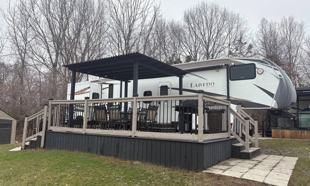 Sherkston House | Large Trailer at Sherkston Shores Resort