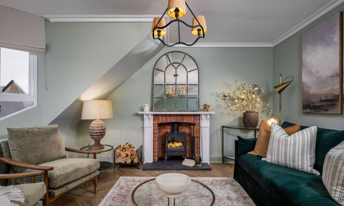 Callander Apartment | Ledi Lookout Callander: Dog Friendly & Local Walks