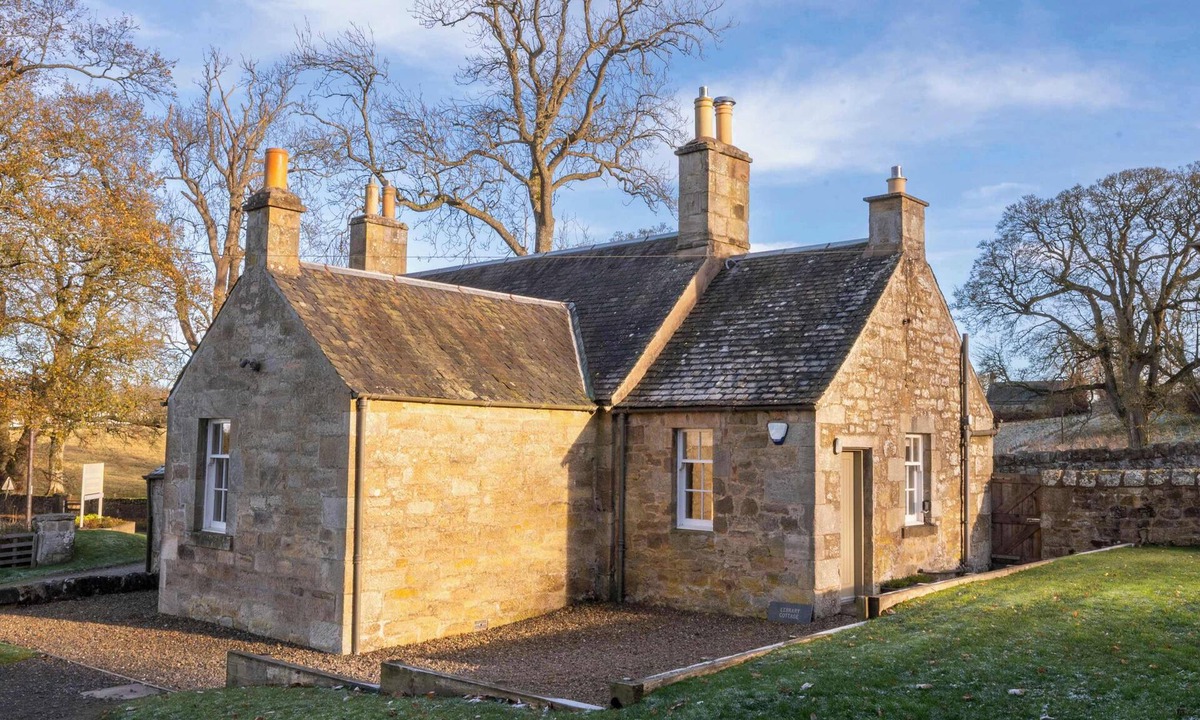 Gorebridge House | Library Cottage at Rosebery Steading, Gorebridge