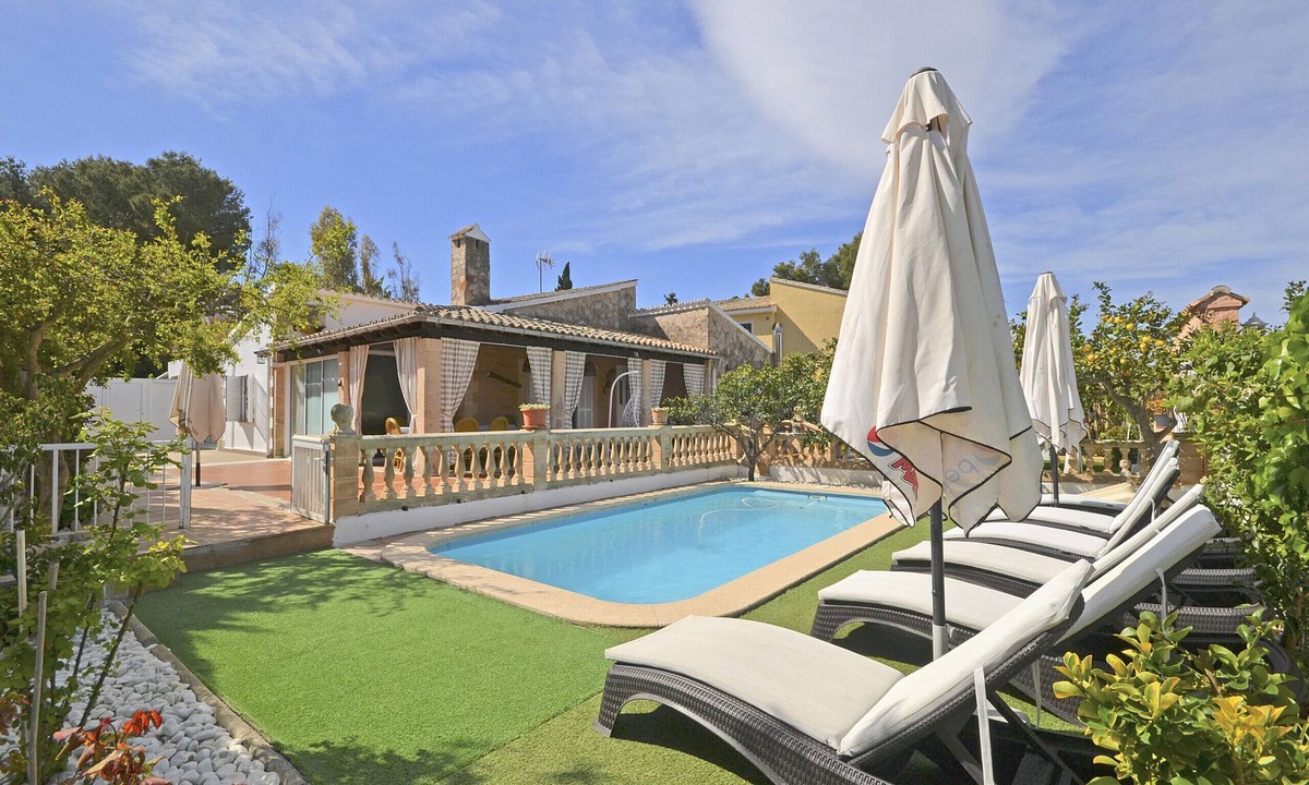 Cielo de Bonaire Ski Chalet | Llimona - Cozy house with pool in Alcúdia, Mallorca