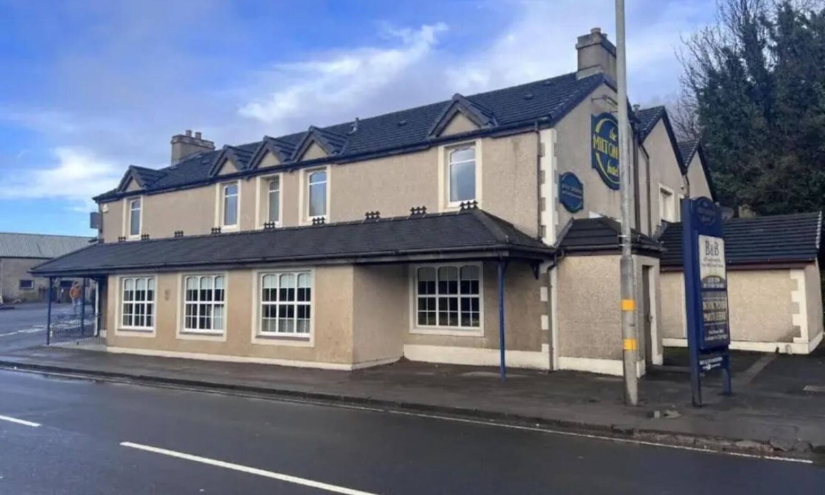Dumbarton Hotel | Lochway Hotel