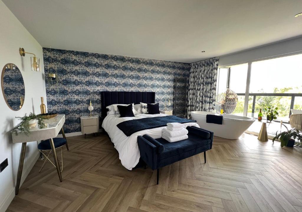 Newmilns Apartment | Loudoun Mains Luxury Lodges