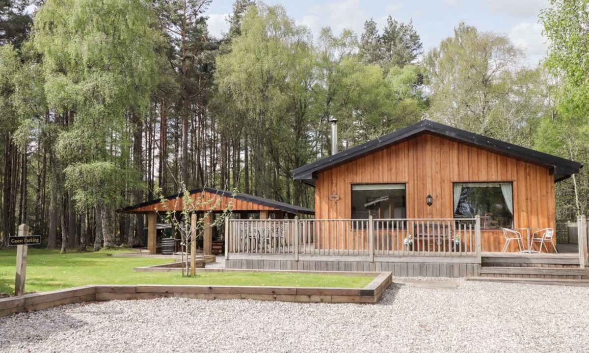 Marybank Cabin | Lovat Highland Bothy in Beauly