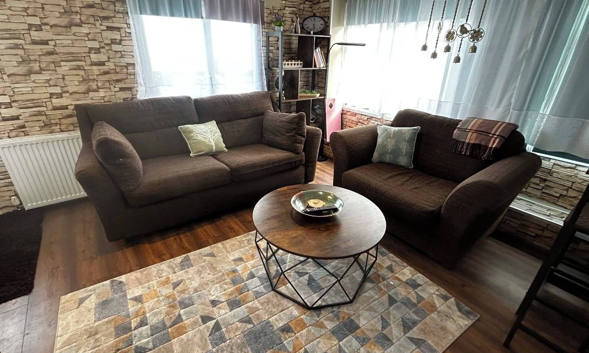 Stranraer House | Lovely and Comfy 3-Bedroom Mobile Home Retreat in Kirkcolm