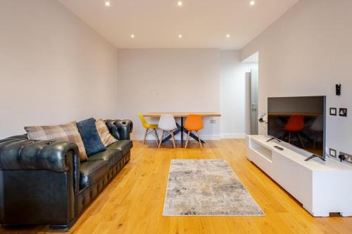 Brentwood Apartment | Lovely Central Brentwood Flat