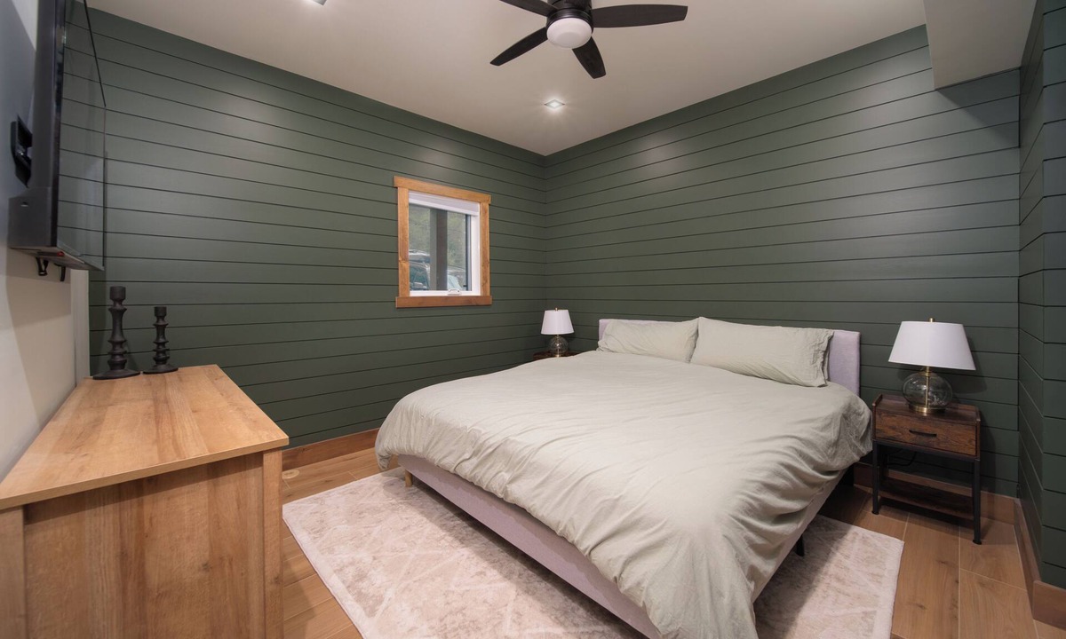 Whiteshell Cabin | Luxurious cabin getaway