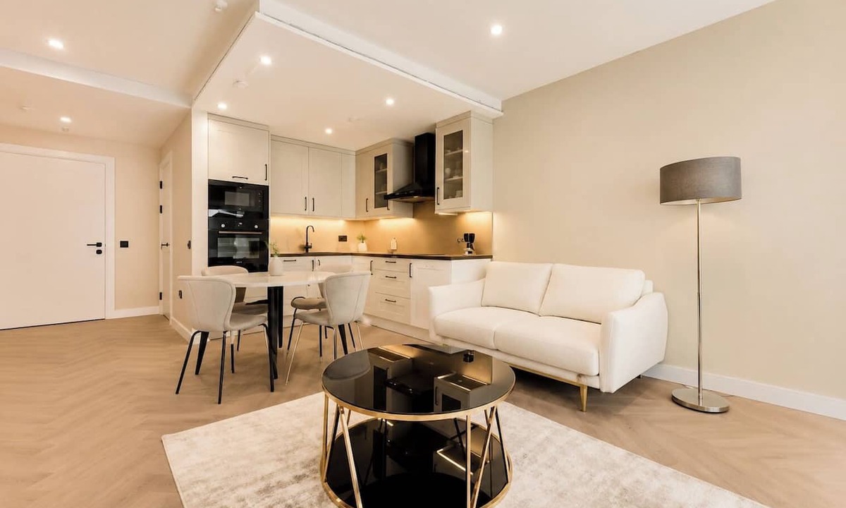 Tower Hill Apartment | Luxury 2BR Apartment/Near Tower Bridge/City of London