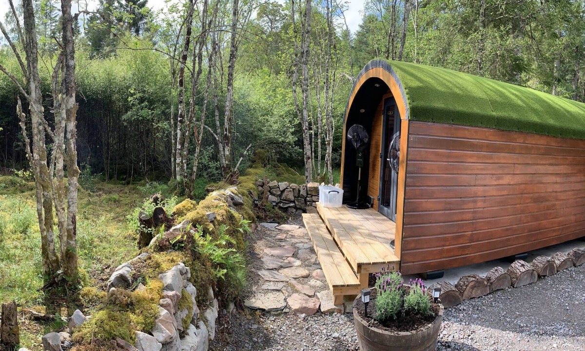 Lairg Cabin | Luxury Glamping Pod surrounded by nature.
