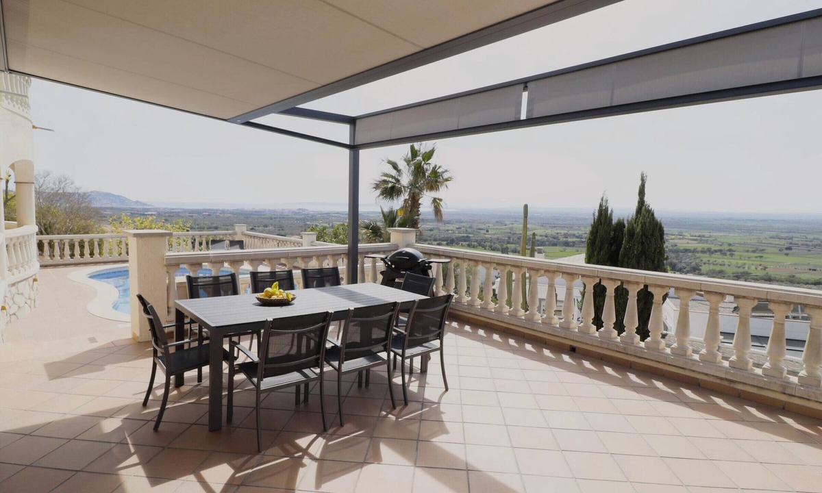 El Mas Isaac Cottage | Luxury House with Private Pool in Costa Brava