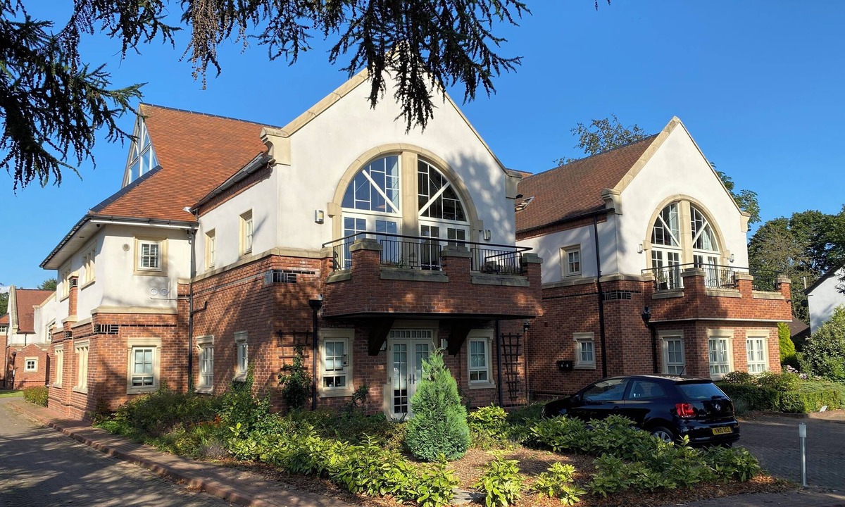 Doncaster Apartment | Luxury Penthouse Apartment | Secure Parking