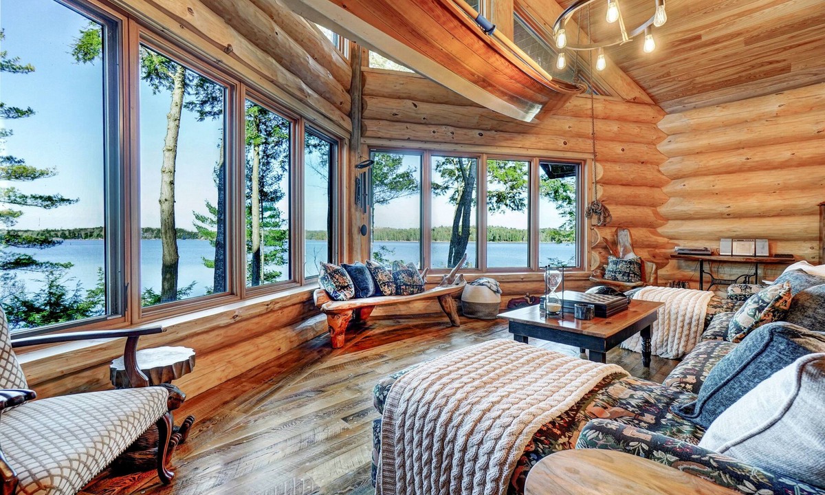 Catchacoma Cottage | Luxury Scandinavian Log Cottage; 600ft of Private Waterfront; Sleeps 16-20 ppl