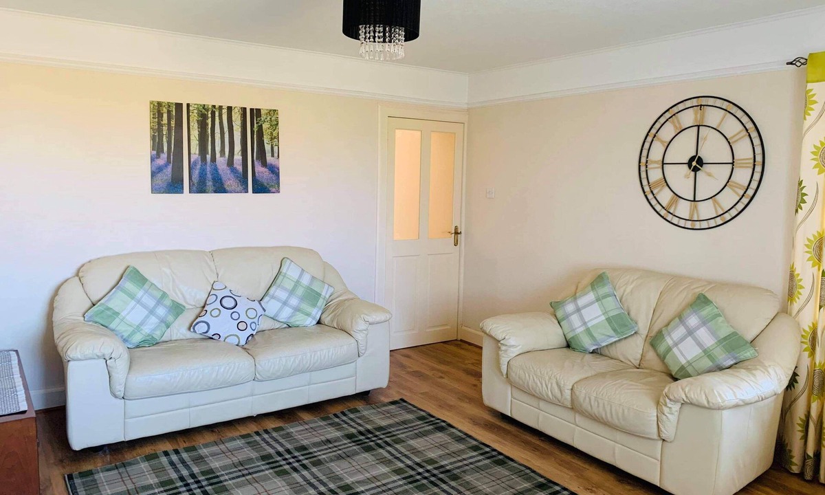 John O'Groats House | Luxury Self-Catering Traditional Family Farmhouse in John o’Groats, Caithness