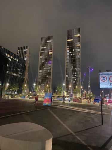 Peninsula Apartment | Luxury stay near O2 and canary wharf