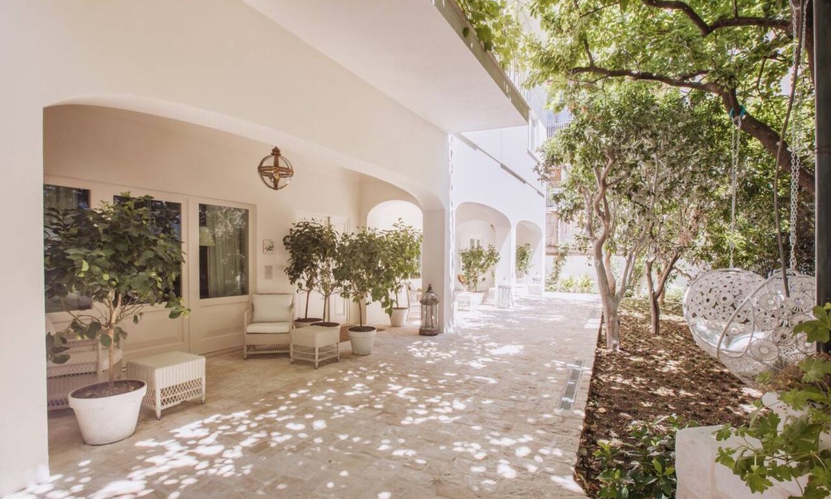 Sorrento Historic Centre Villa | Luxury Suites in Sorrento Center with Garden and Terraces