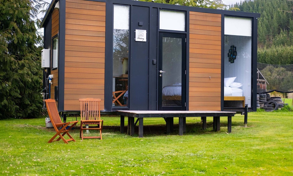 Woodstock House | Lydias Lodge by Tiny Away