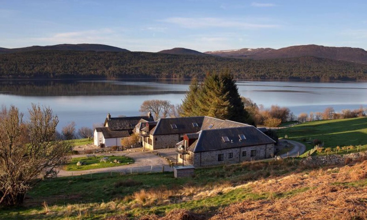 Loch Tay Cottage | Mackintosh, Kinloch Rannoch
