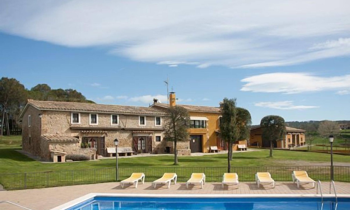 Fontcoberta House | Magnificient 19th century country house with pool, barbecue porch, garden,.