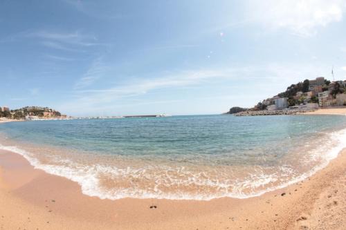 Sant Feliu de Guixols House | MARITIM CENTRAL "Suites Deluxe" con salón comedor y cocina privada
