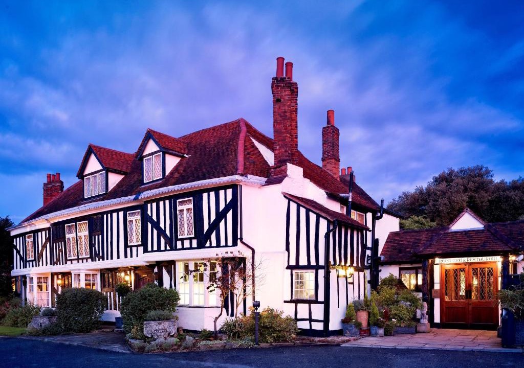 Brentwood Hotel | Marygreen Manor