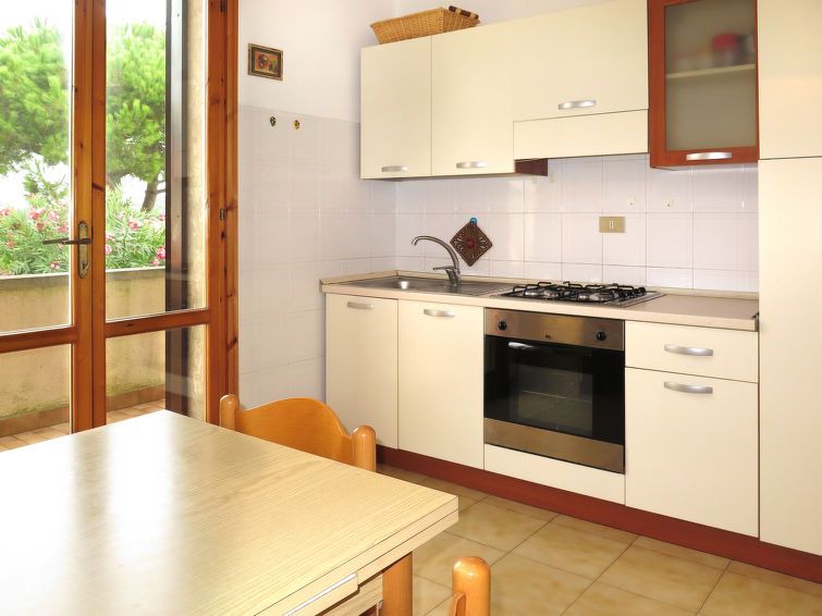 Mazzanta Apartment | Mazzanta Apartment, Sleeps 5