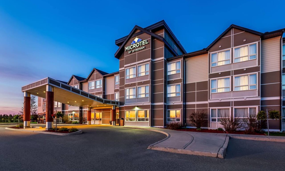 Timmins Hotel | Microtel Inn & Suites by Wyndham Timmins
