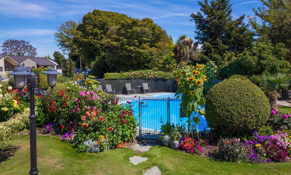 Springlands Hotel | Middle Park Motel