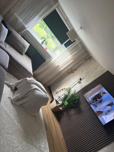 East Kilbride Apartment | Modern 1 bedroom flat full flat