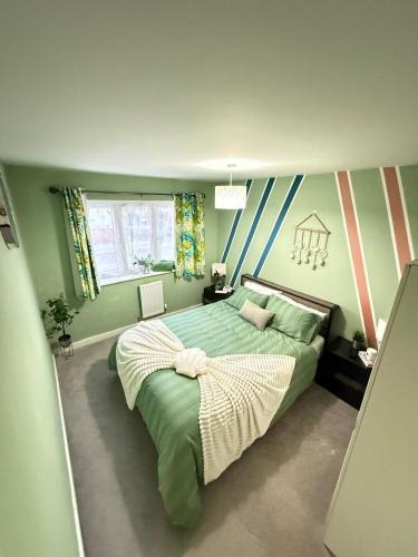 Luton House | Modern 3 Bedroom New Built house to rent in Luton NO PARTY